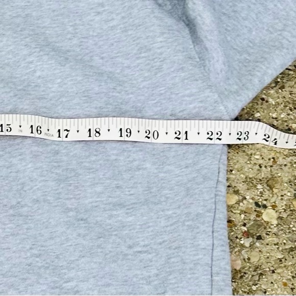 ⭐️SOLD ⭐️NWOT Aerie Lace Up Oversized Grey Crew Sweatshirt Size S - Picture 5 of 6